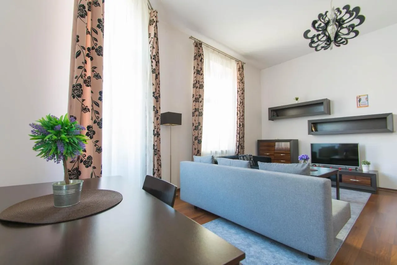 Old Town Apartments Krupnicza Krakow Polonya
